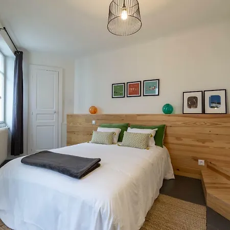 Surf Shack Keyweek Very Cosy And Well Decorated Townhouse In Biarritz Biarritz