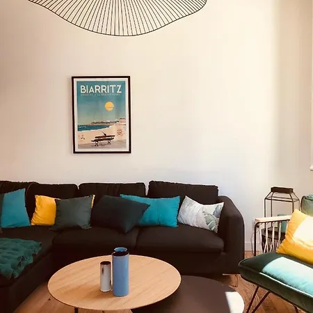 Surf Shack Keyweek Very Cosy And Well Decorated Townhouse In Biarritz