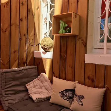 Surf Shack Keyweek Very Cosy And Well Decorated Townhouse In Biarritz